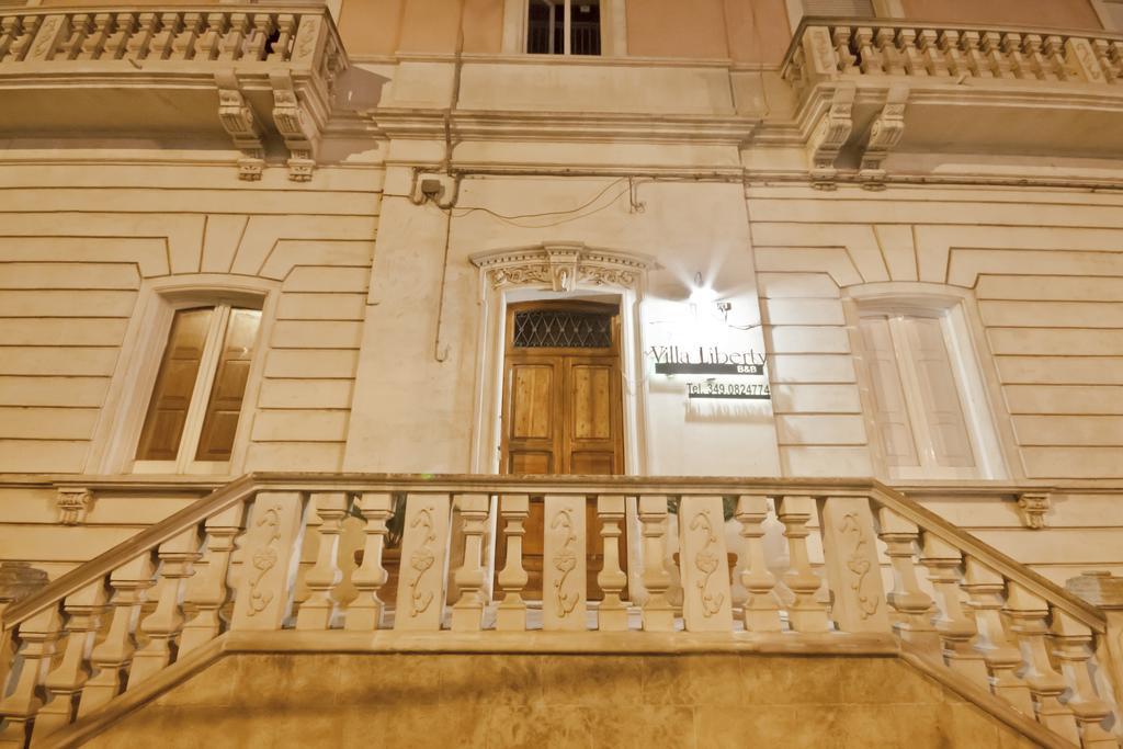 לצ'ה Villa Liberty Palazzo Gigante מראה חיצוני תמונה
